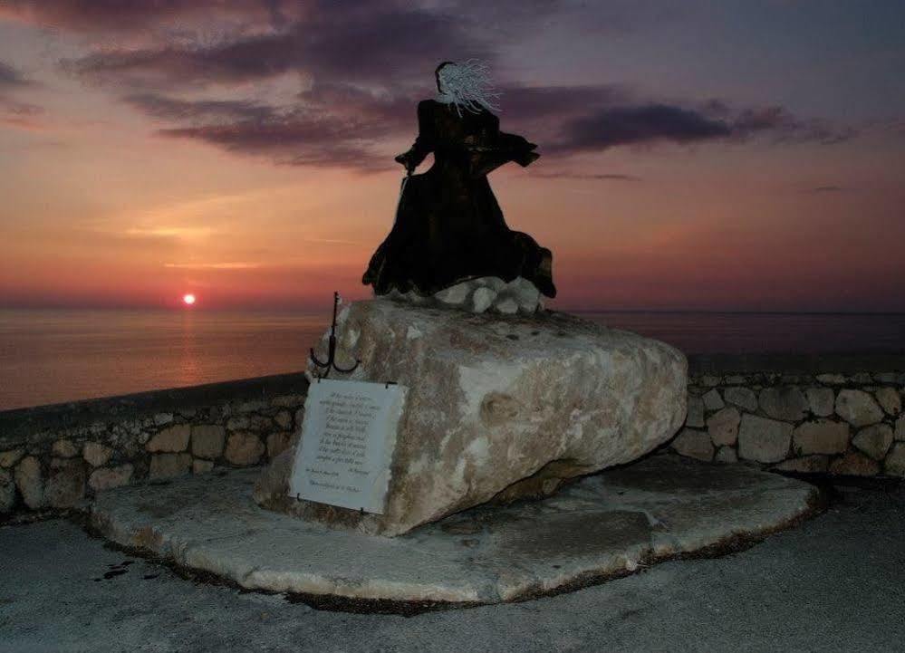 Hotel Cliche San Lucido Εξωτερικό φωτογραφία