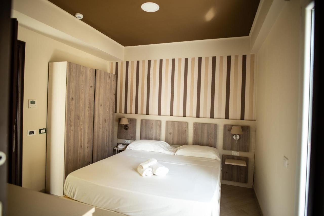 Hotel Cliche San Lucido Εξωτερικό φωτογραφία