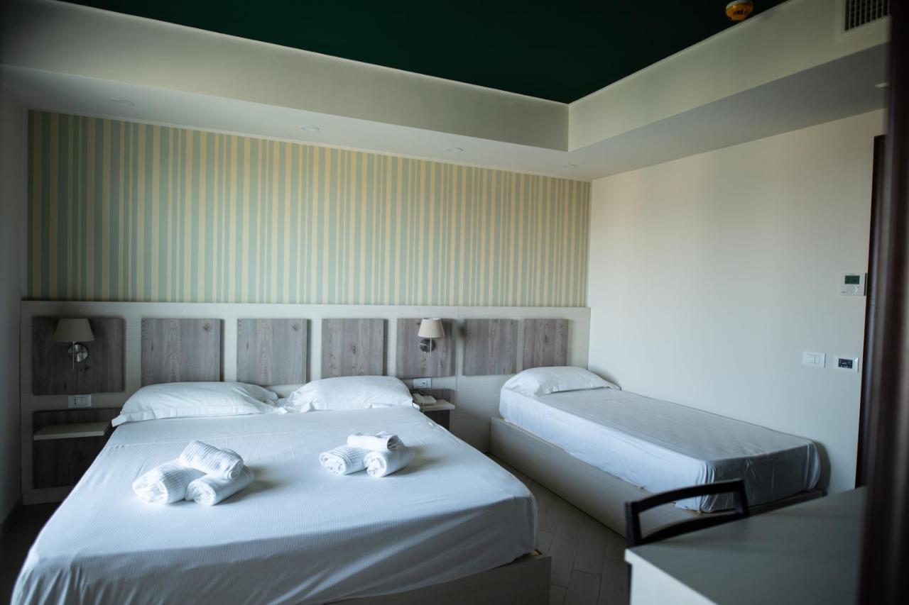 Hotel Cliche San Lucido Εξωτερικό φωτογραφία